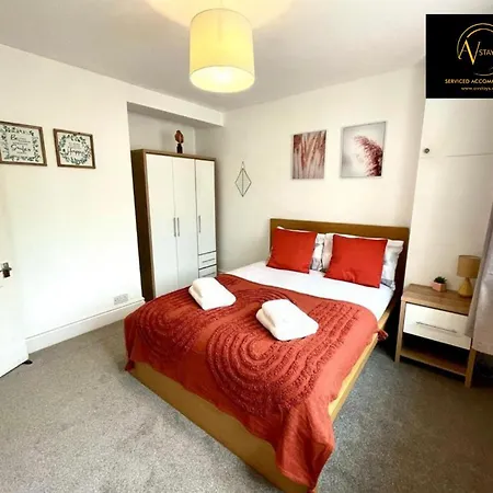 Three Bedroom By Av Stays Short Lets With Free Parking & Wifi Apartment Seascale